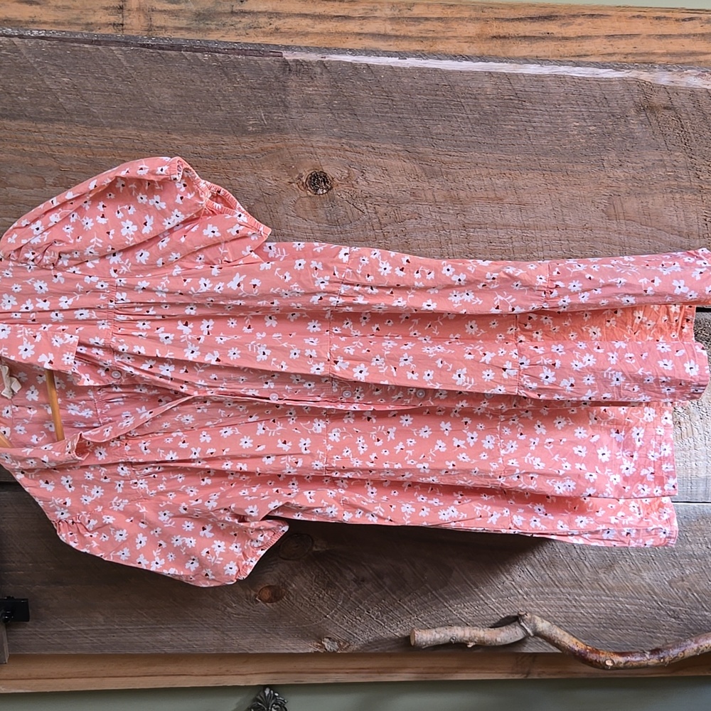 Derek Heart Coral Floral Top